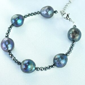 Igazgyöngy és hematit karkötő