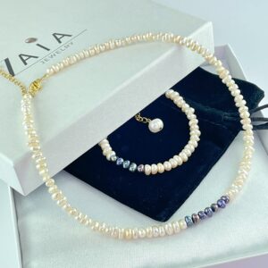 Cultured pearl jewelry set, necklace and bracelet