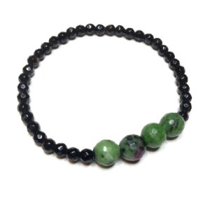 Achát karkötő rubby kövekkel